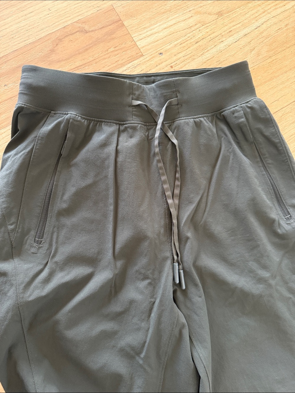 Lululemon military green Jogger Pants - Casual Drawstring Tapered Fit - Picture 2 of 5